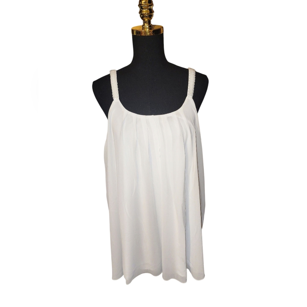 2/30 Elegant White Beaded Sleeveless Dress